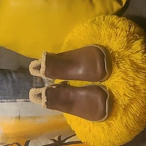 Skechers Relaxed Fit Memory Foam Bootie